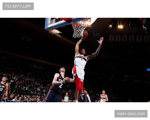 雄鹿三兄弟正式同队作战 字母弟签下双向合同加入球队