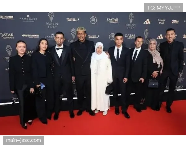 亚马尔父亲直播做菜赛前保持轻松心态助力儿子发挥