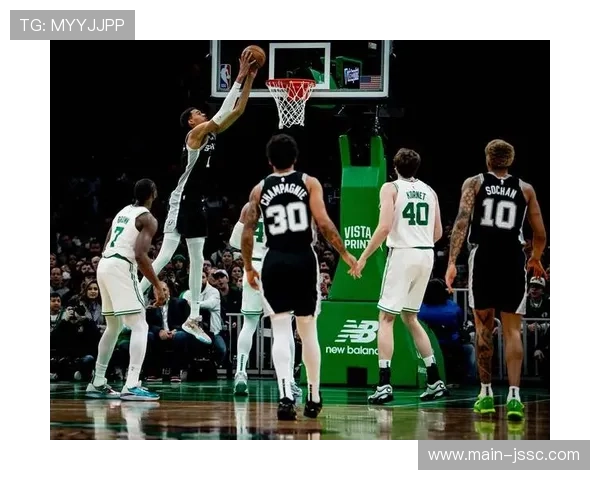 马刺进攻效率达119.7 文班亚马带领球队迅速崛起